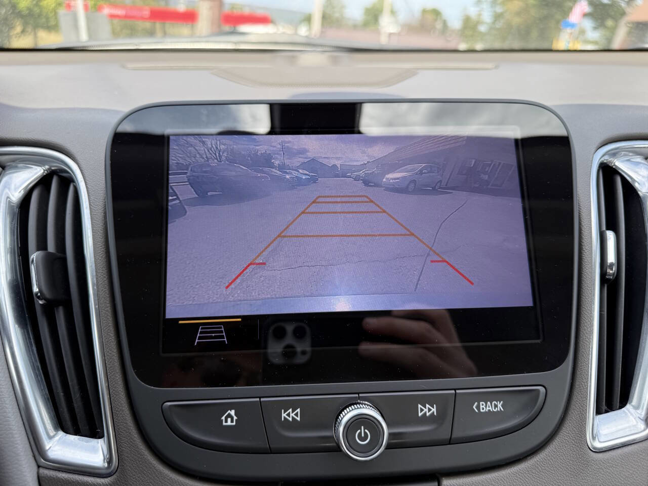 Used 2019 Chevrolet Malibu Premier image 22