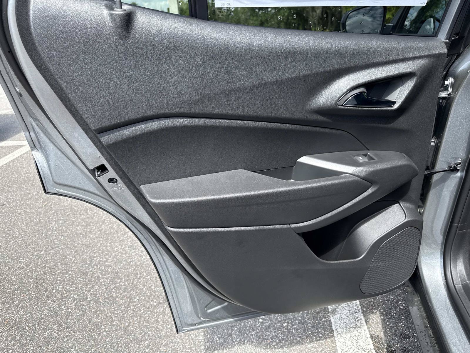 New 2026 Chevrolet Trax RS w/ Sunroof Package FWD image 9