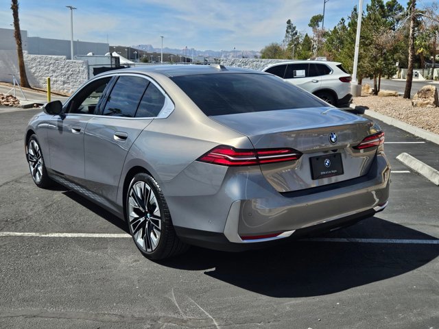 Used 2026 BMW 530i w/ Premium Package image 8