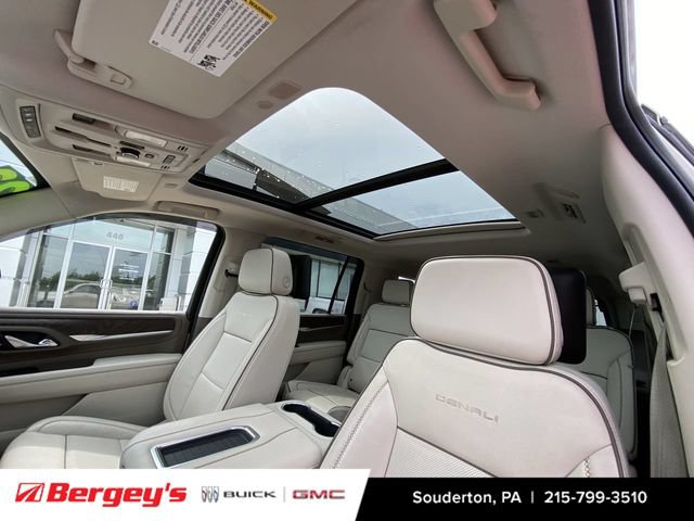 Certified 2023 GMC Yukon XL Denali w/ Denali Reserve Package AWD/4WD image 22