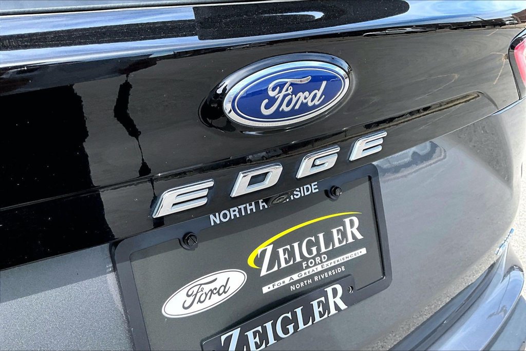 Certified 2024 Ford Edge SEL w/ Convenience Package AWD/4WD image 8