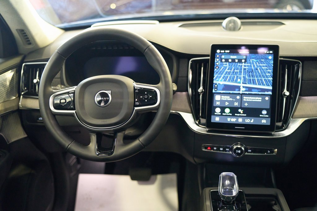 New 2025 Volvo XC90 B6 Ultra w/ Lounge Package image 20