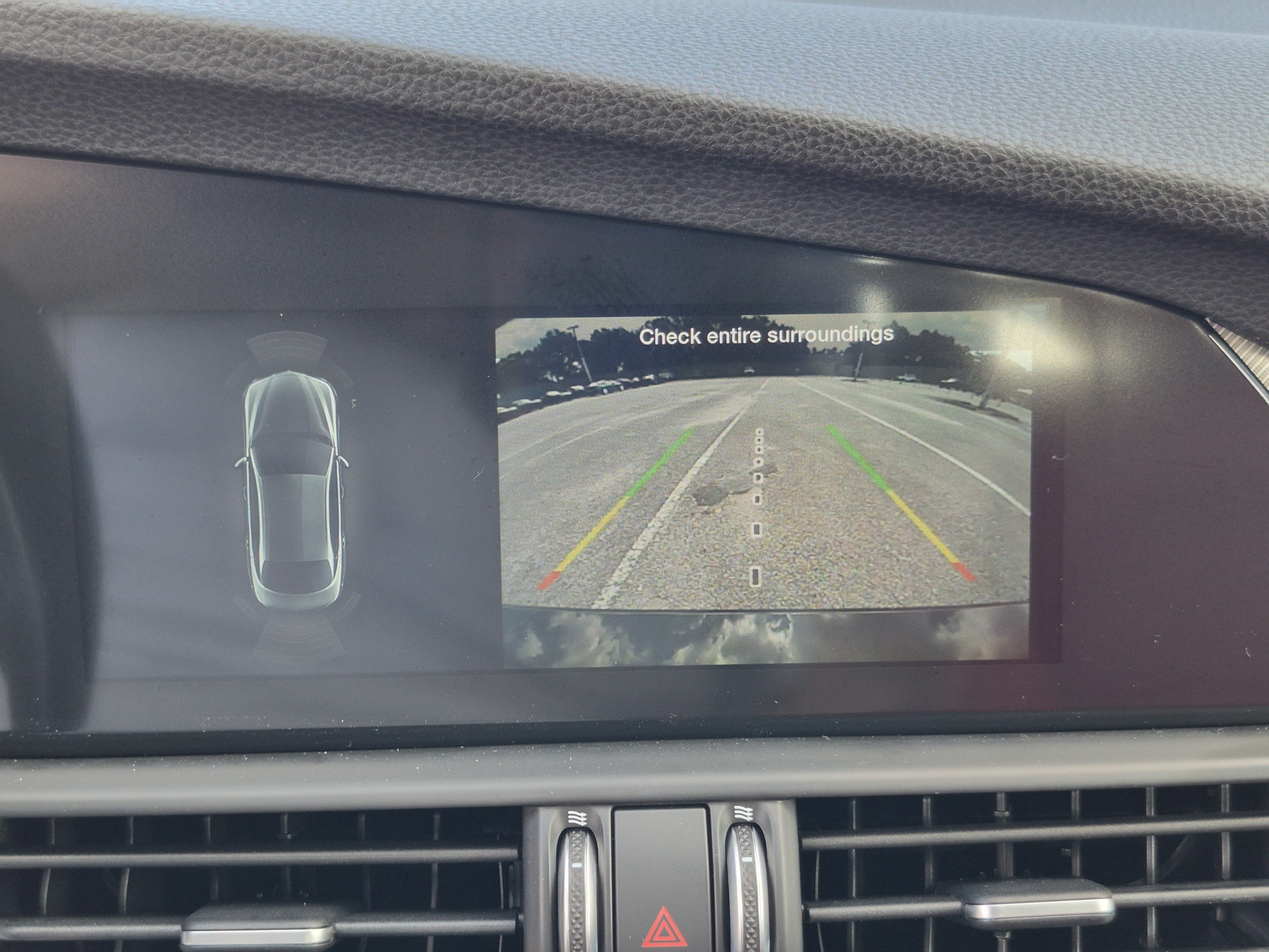 New 2026 Alfa Romeo Giulia w/ Driving Assist Package RWD image 32