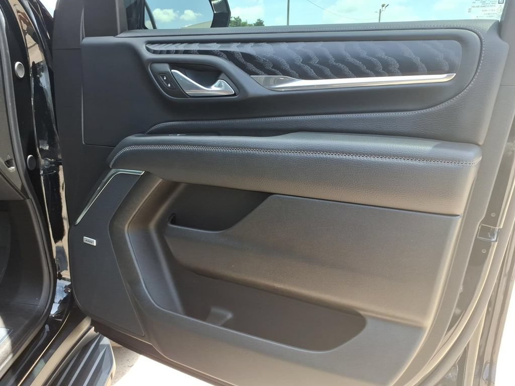 Used 2024 GMC Yukon Denali w/ Max Trailering Package AWD/4WD image 12