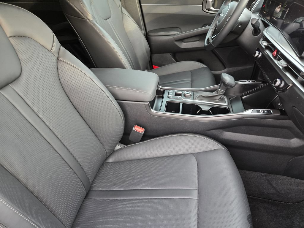 New 2025 Kia Sorento S AWD/4WD image 11