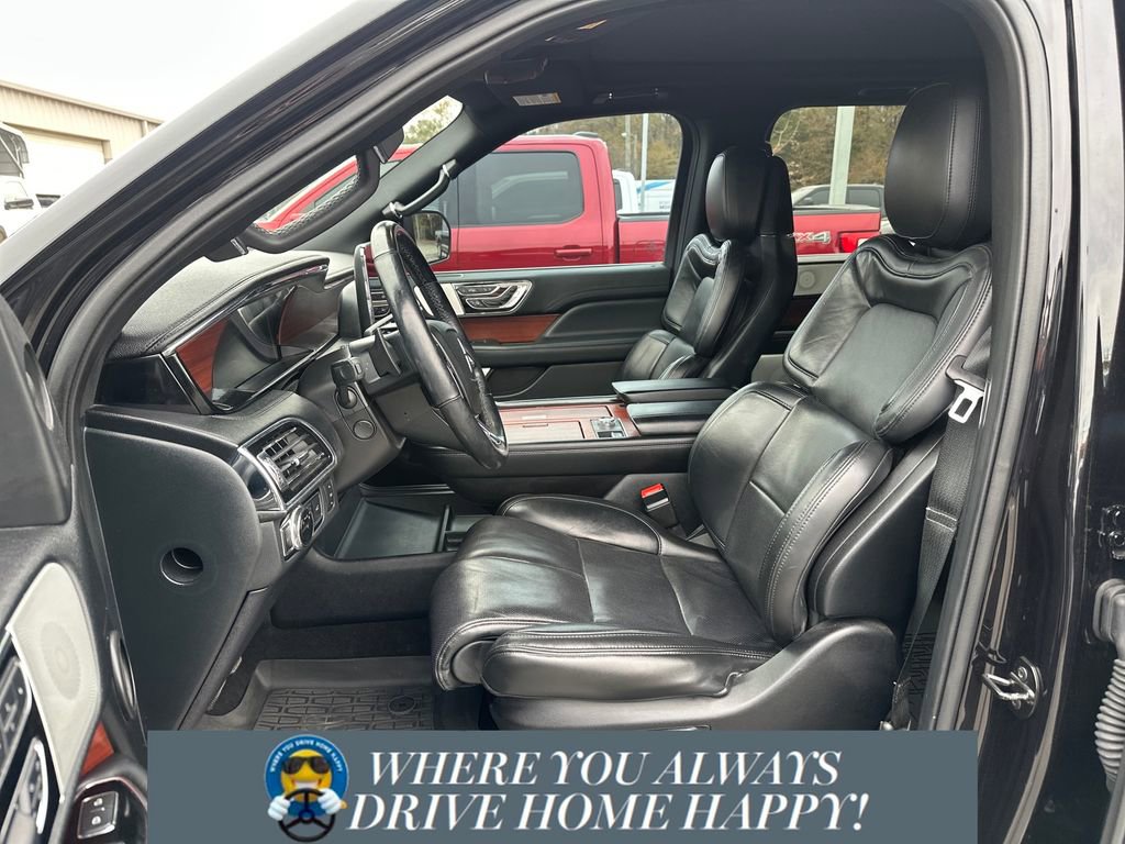 Used 2021 Lincoln Navigator Reserve image 6