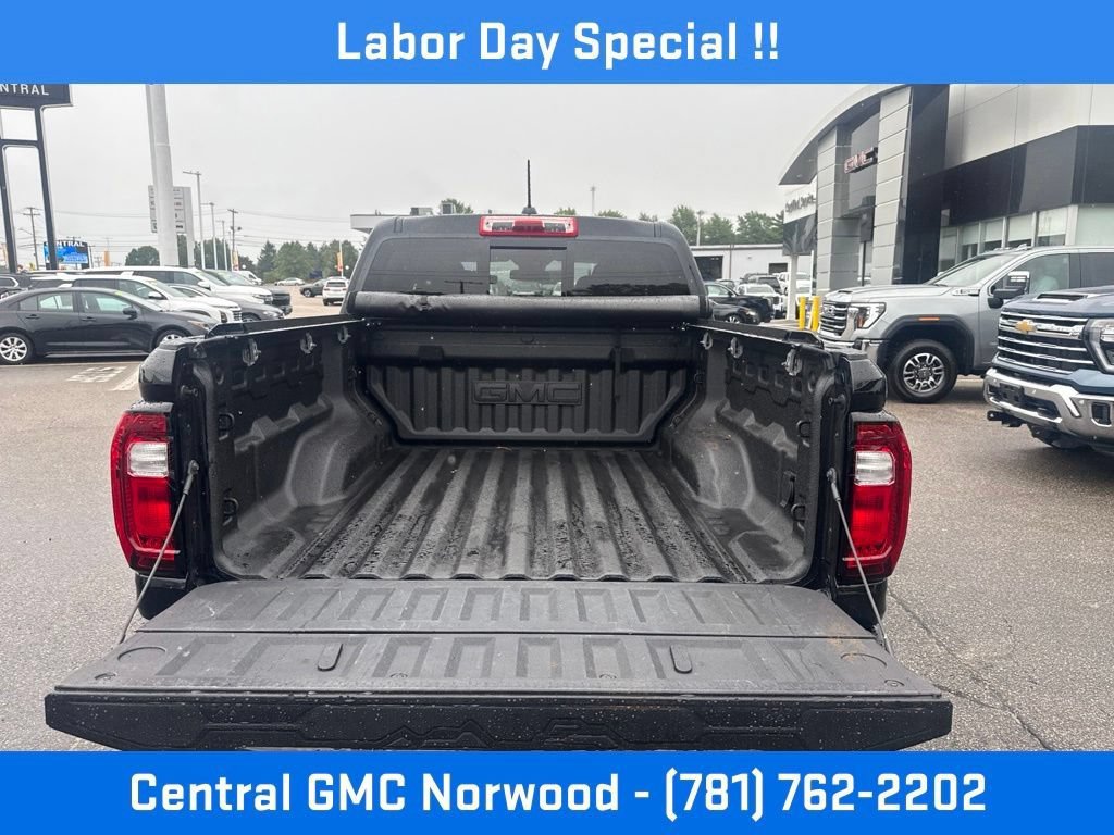 Used 2023 GMC Canyon Elevation w/ Elevation Premium Package AWD/4WD image 11