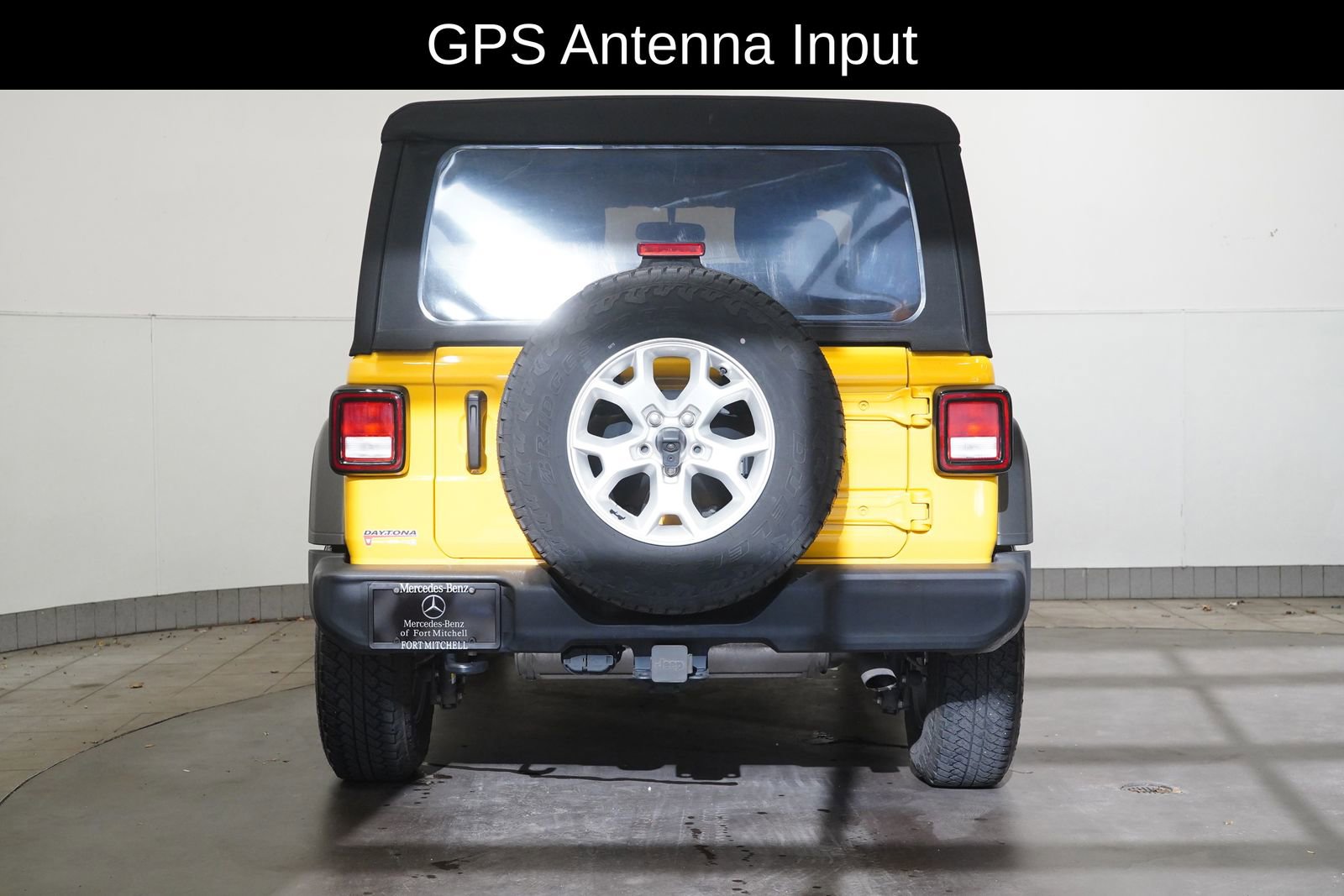 Used 2021 Jeep Wrangler Sport image 10