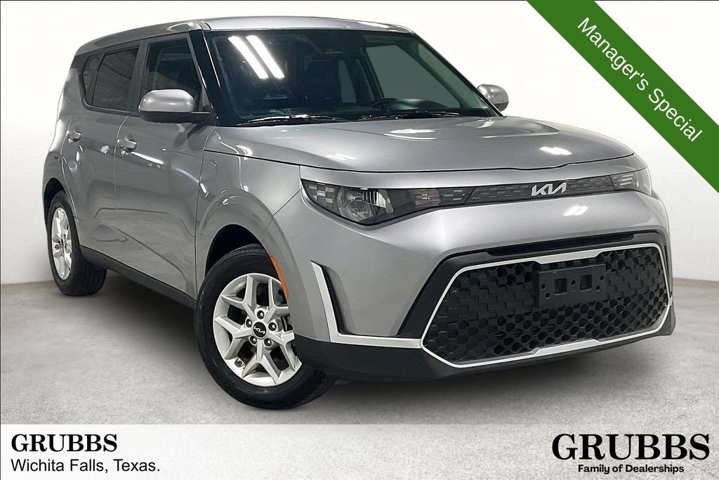 Used 2025 Kia Soul LX w/ LX Technology Package