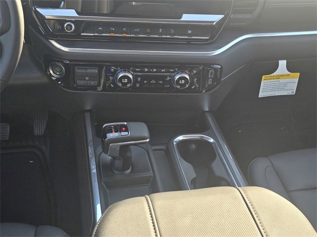 New 2026 GMC Sierra 1500 SLT image 15