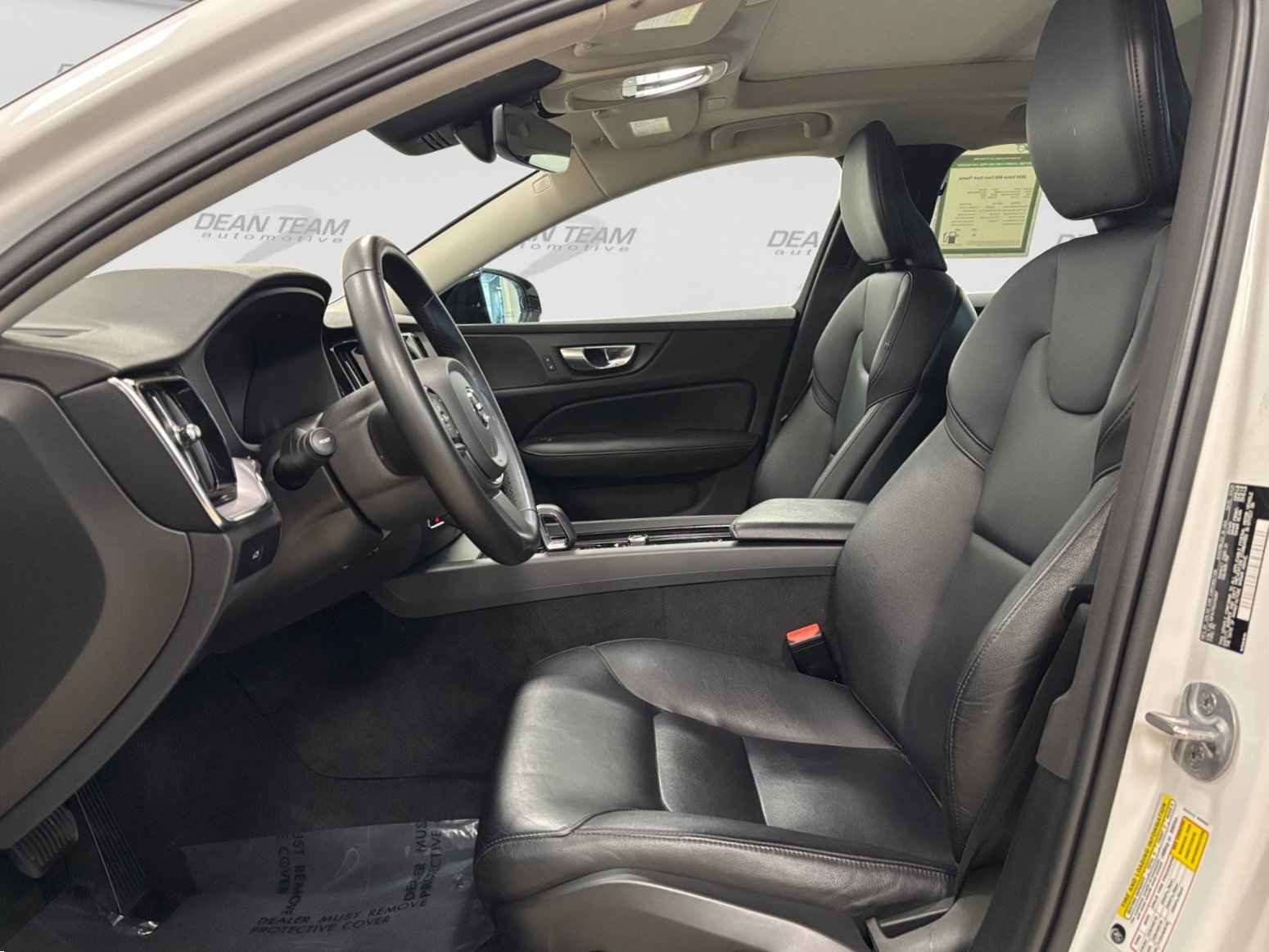 Used 2024 Volvo S60 B5 Core FWD image 9