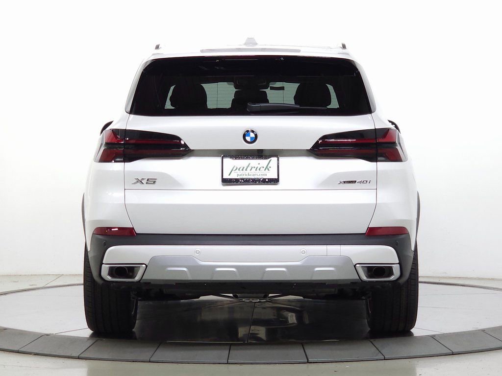 Used 2026 BMW X5 xDrive40i w/ Parking Assistance Package AWD/4WD image 7
