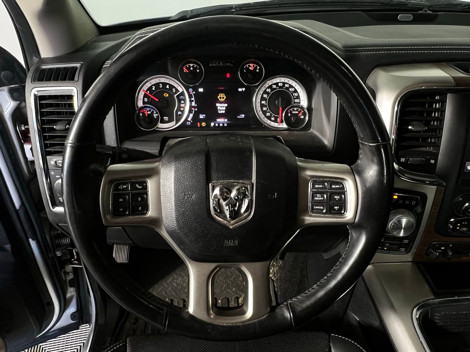 Used 2016 RAM 1500 Laramie w/ Convenience Group image 9