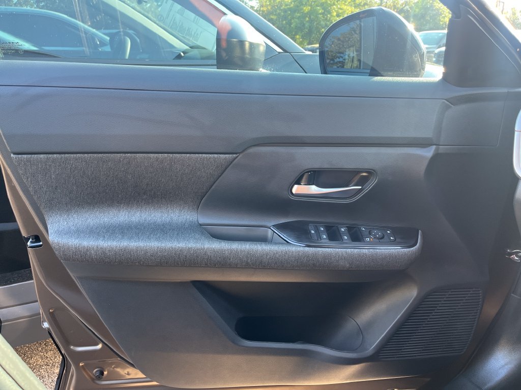 New 2027 Nissan Kicks SV w/ SV Premium Package AWD/4WD image 6