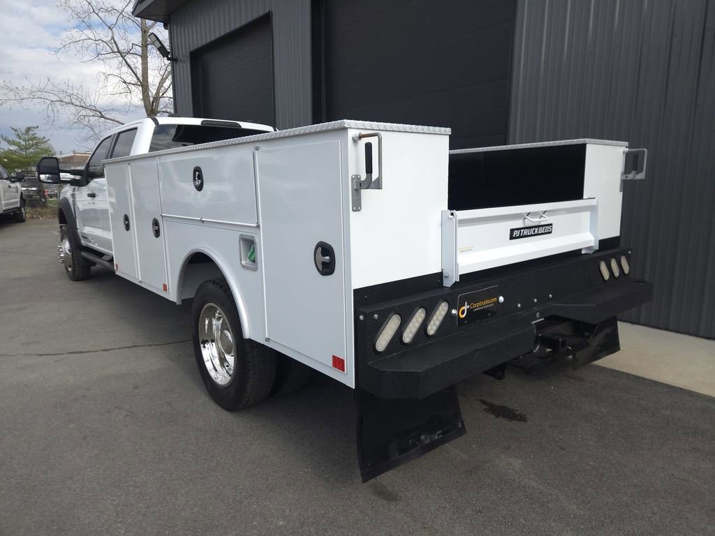 Used 2024 Ford F550 4x4 Crew Cab Super Duty w/ XLT Value Package image 3