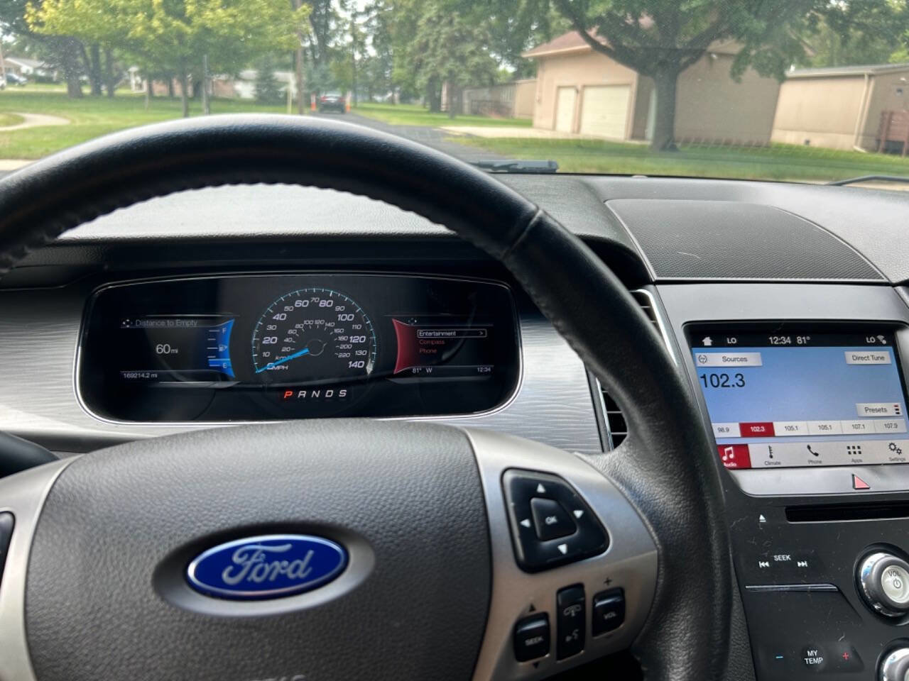 Used 2016 Ford Taurus SEL image 27