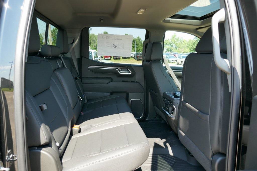 New 2026 Chevrolet Silverado 1500 LTZ w/ LTZ Premium Package image 11