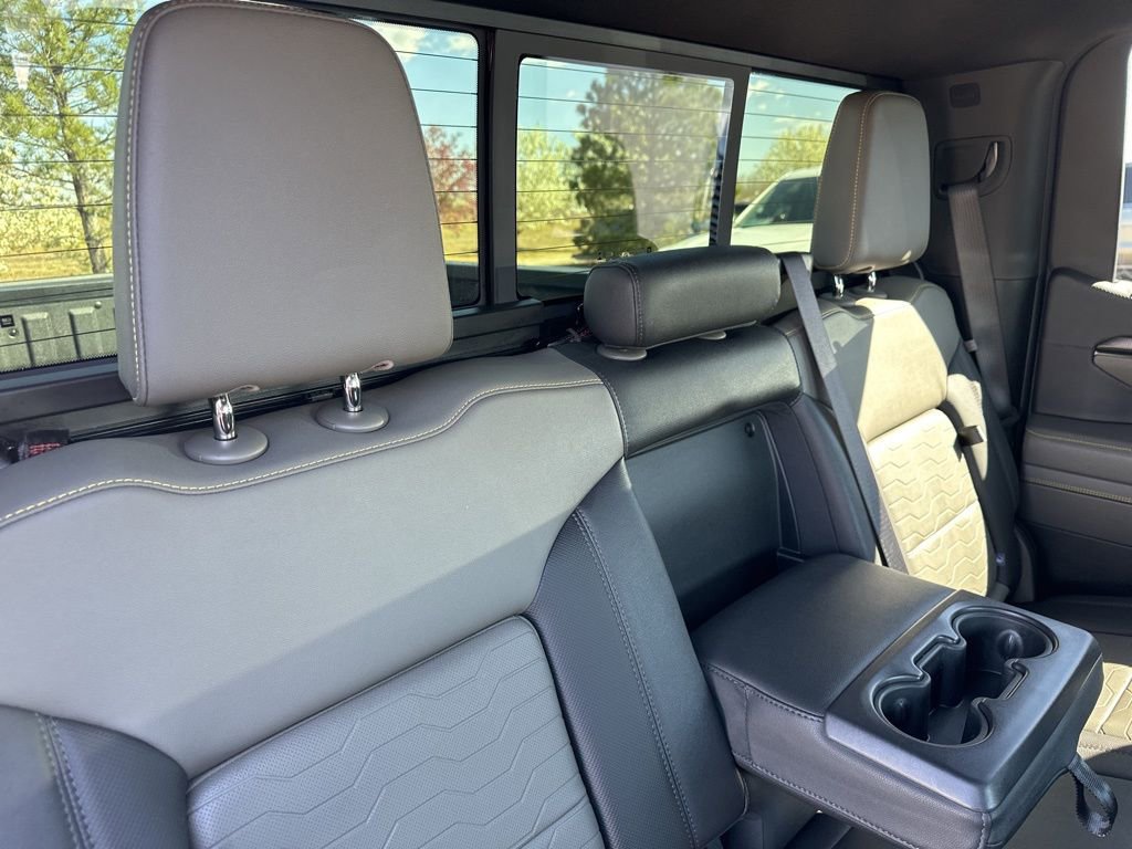 Used 2024 Chevrolet Silverado 1500 ZR2 w/ Technology Package image 23