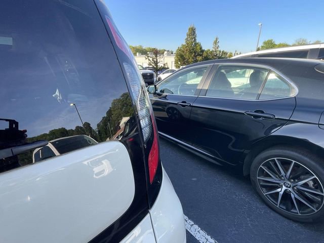 Used 2015 Kia Soul ! w/ Sun & Sound Package image 12