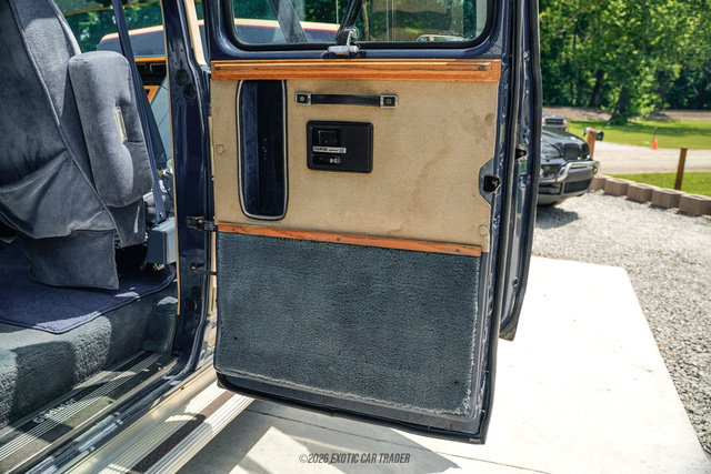 Used 1988 Chevrolet G20 RWD image 74