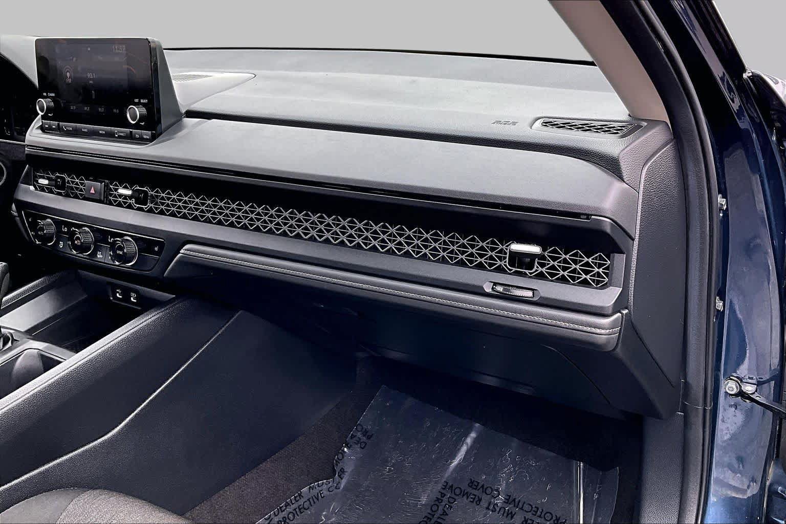 Used 2024 Honda Accord EX image 18