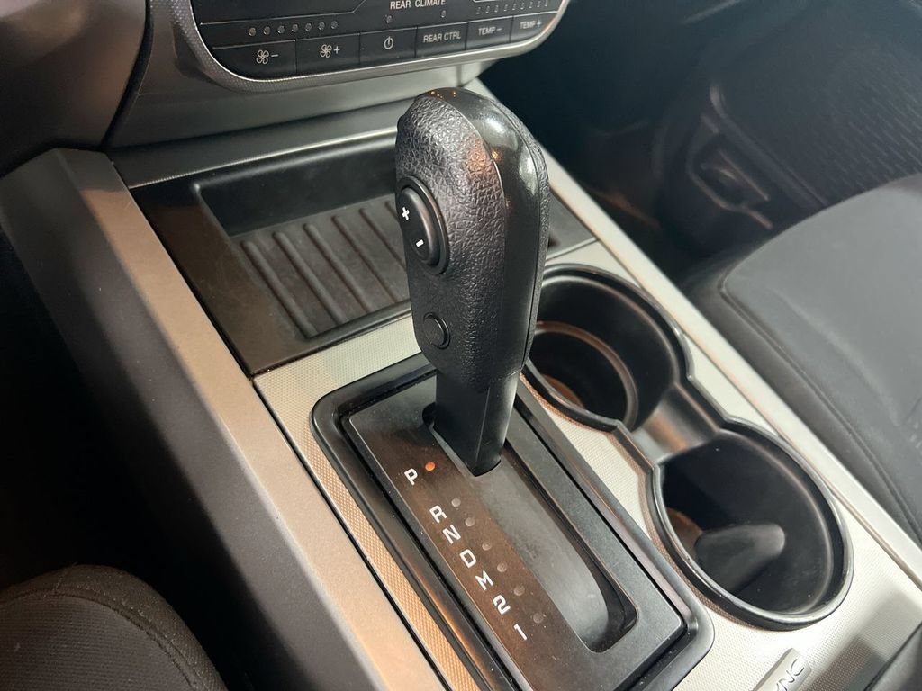Used 2016 Ford Expedition XLT AWD/4WD image 17