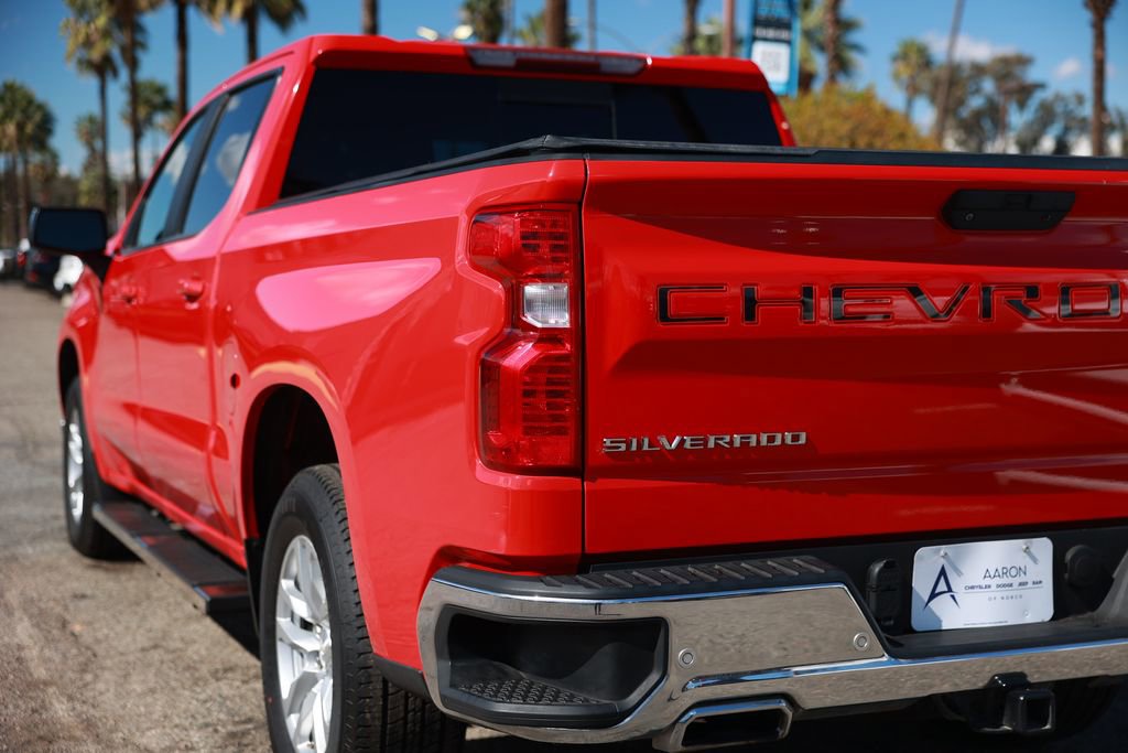 Used 2019 Chevrolet Silverado 1500 LT w/ All-Star Edition image 13