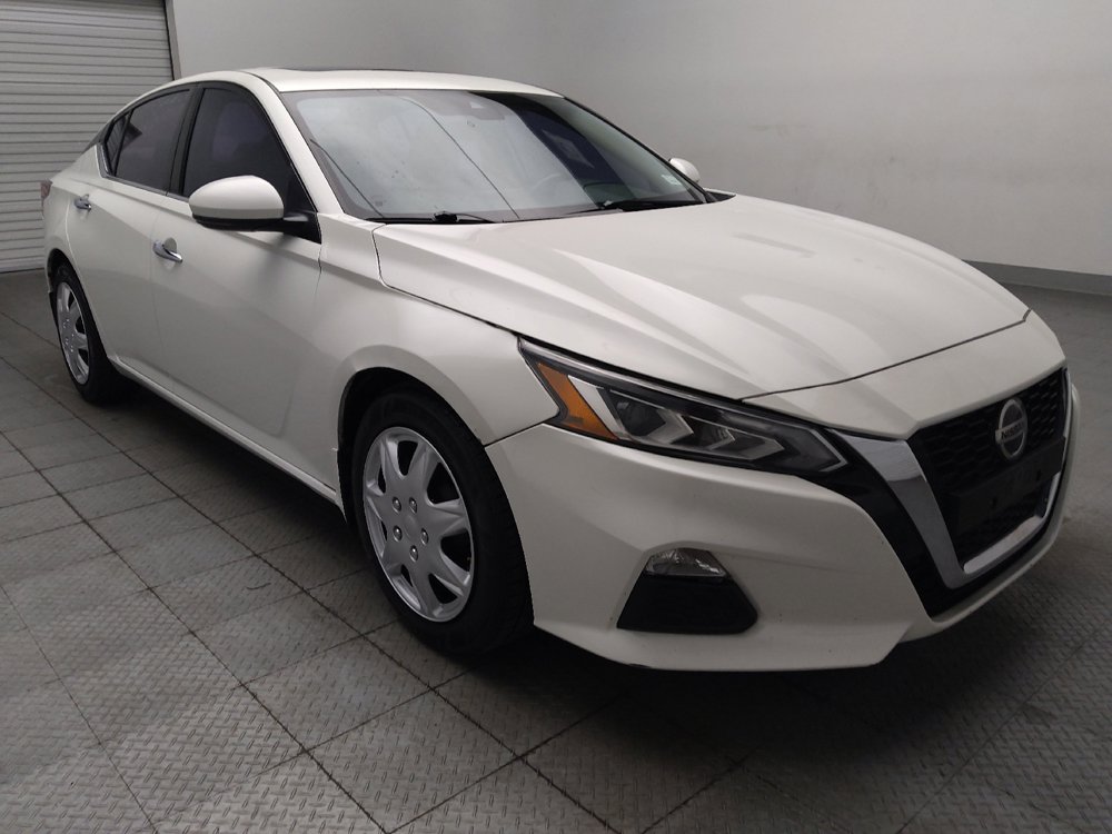Used 2022 Nissan Altima 2.5 SV w/ SV Premium Package FWD image 13