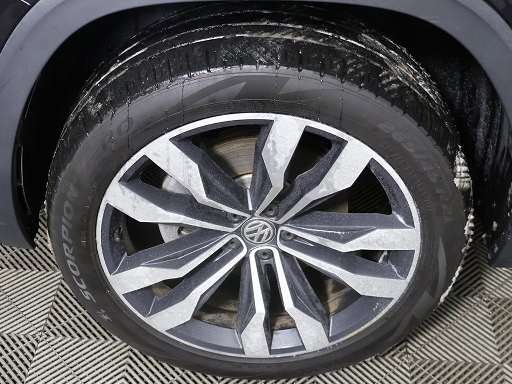 Used 2020 Volkswagen Atlas SEL R-Line image 25