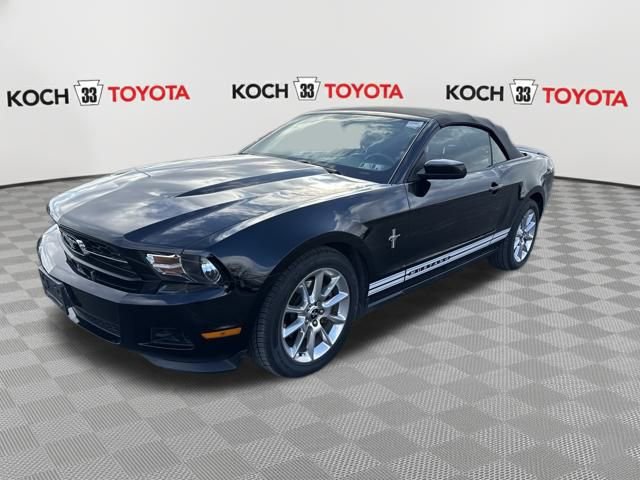 Used 2011 Ford Mustang Premium w/ 202A Rapid Spec Order Code image 3