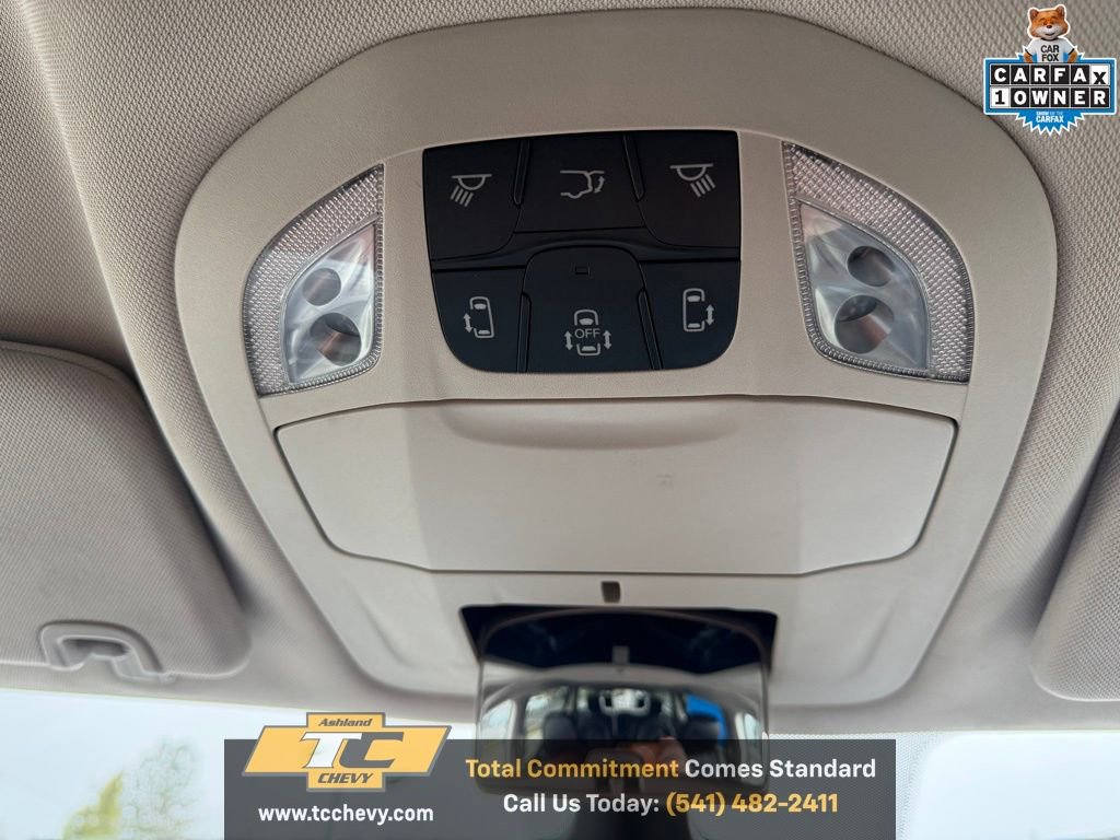 Used 2024 Chrysler Pacifica Select image 21