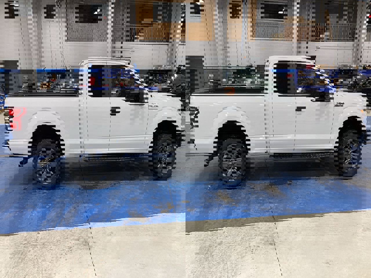 Used 2018 Ford F150 XL w/ Equipment Group 101A Mid image 8