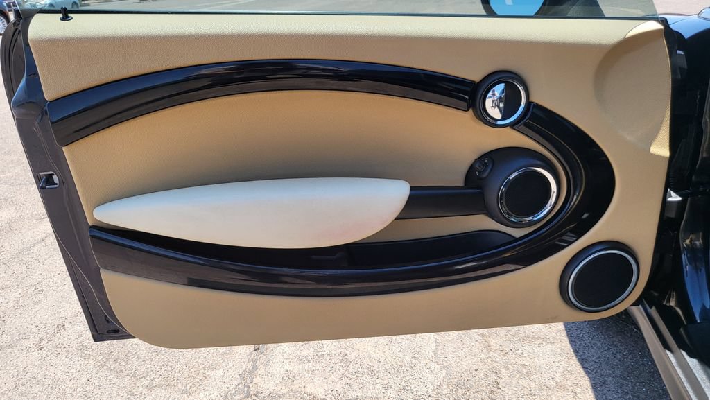 Used 2009 MINI Cooper John Cooper Works FWD image 21