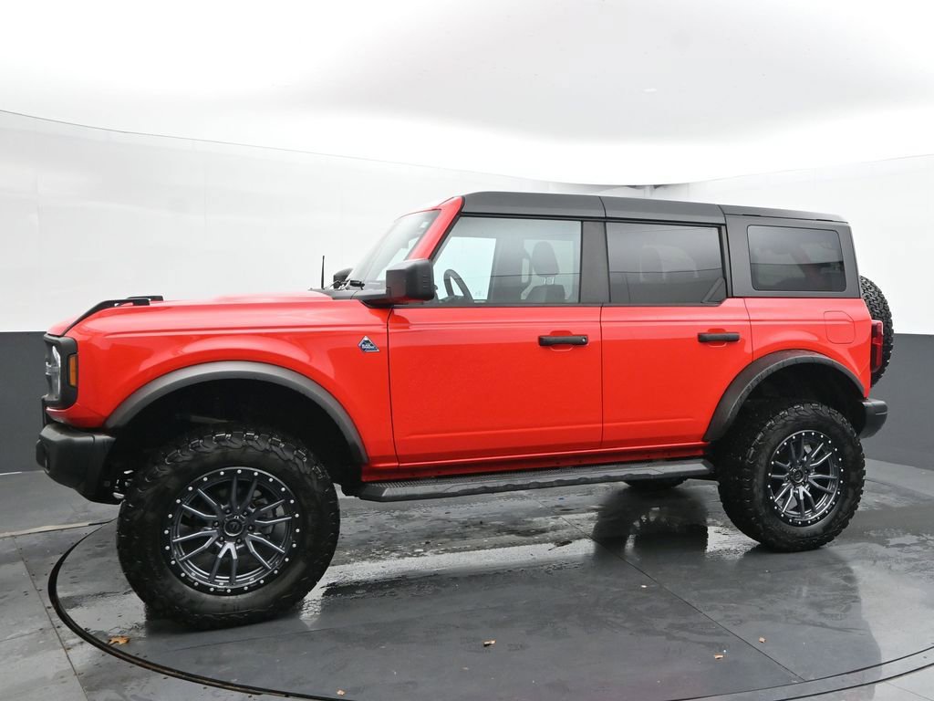 Used 2023 Ford Bronco Black Diamond image 9