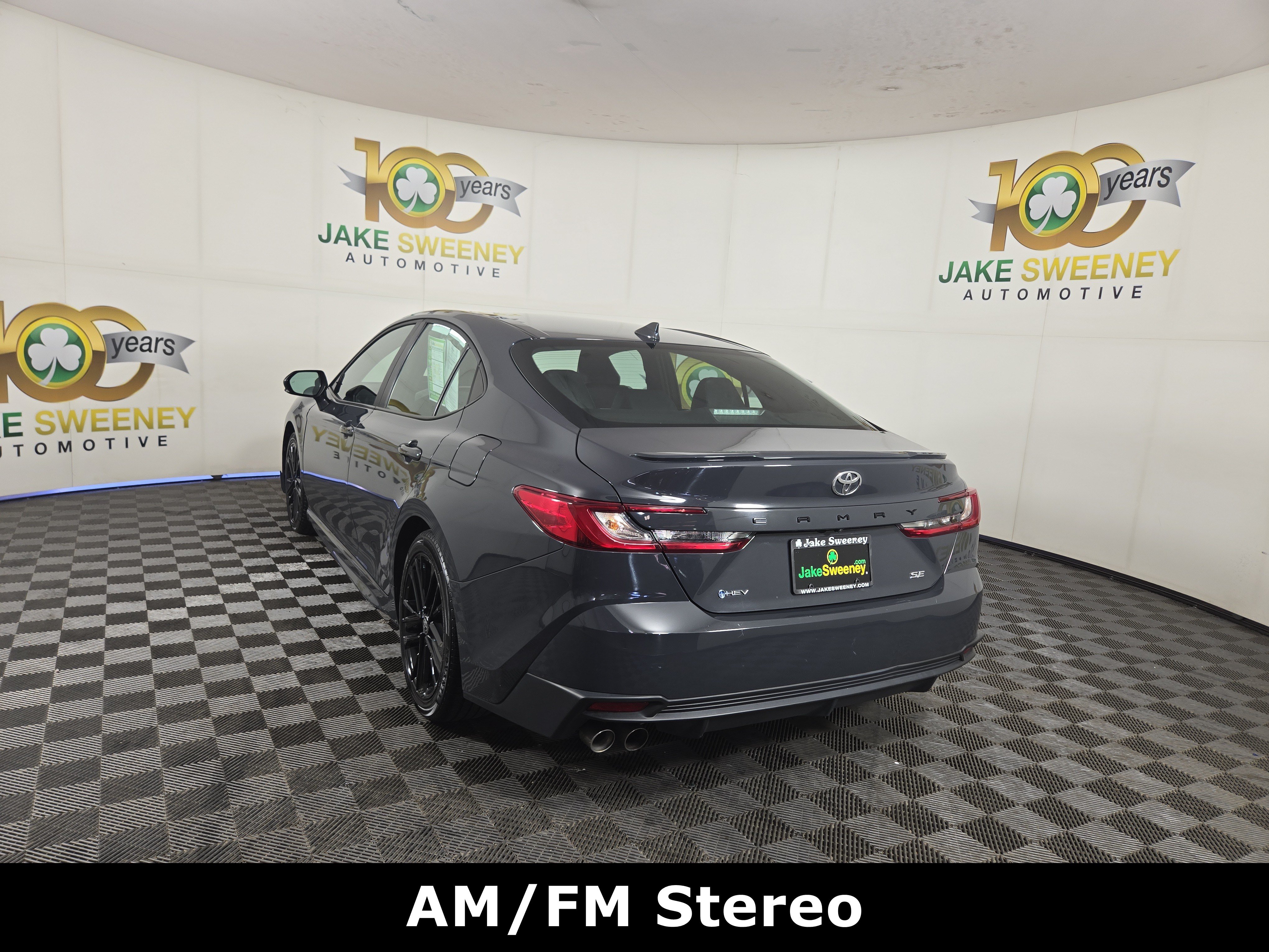 Used 2025 Toyota Camry SE FWD image 6