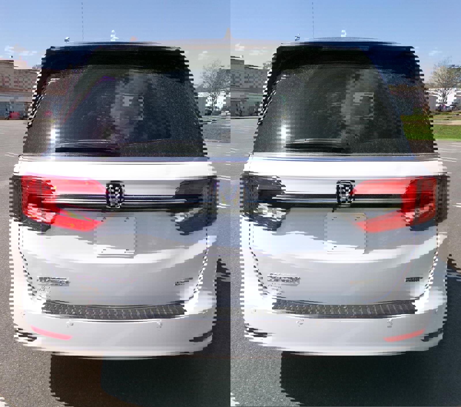 Used 2021 Honda Odyssey Touring image 3