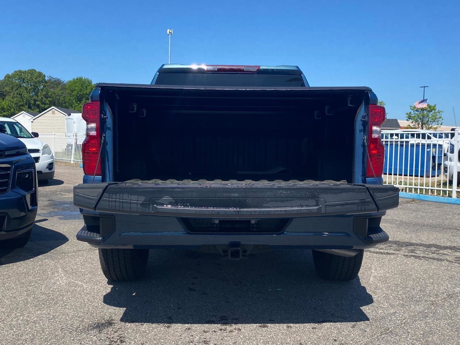 Used 2024 Chevrolet Silverado 1500 Custom w/ LPO, Dark Essentials Package image 6