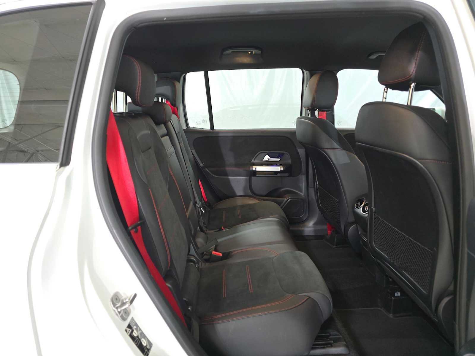 Used 2023 Mercedes-Benz GLB 35 AMG 4MATIC image 12