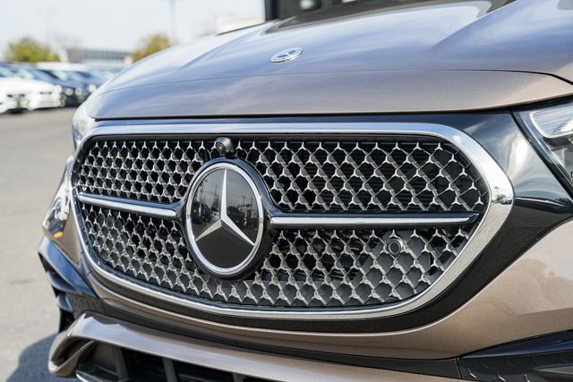 New 2026 Mercedes-Benz E 350 4MATIC Sedan image 12