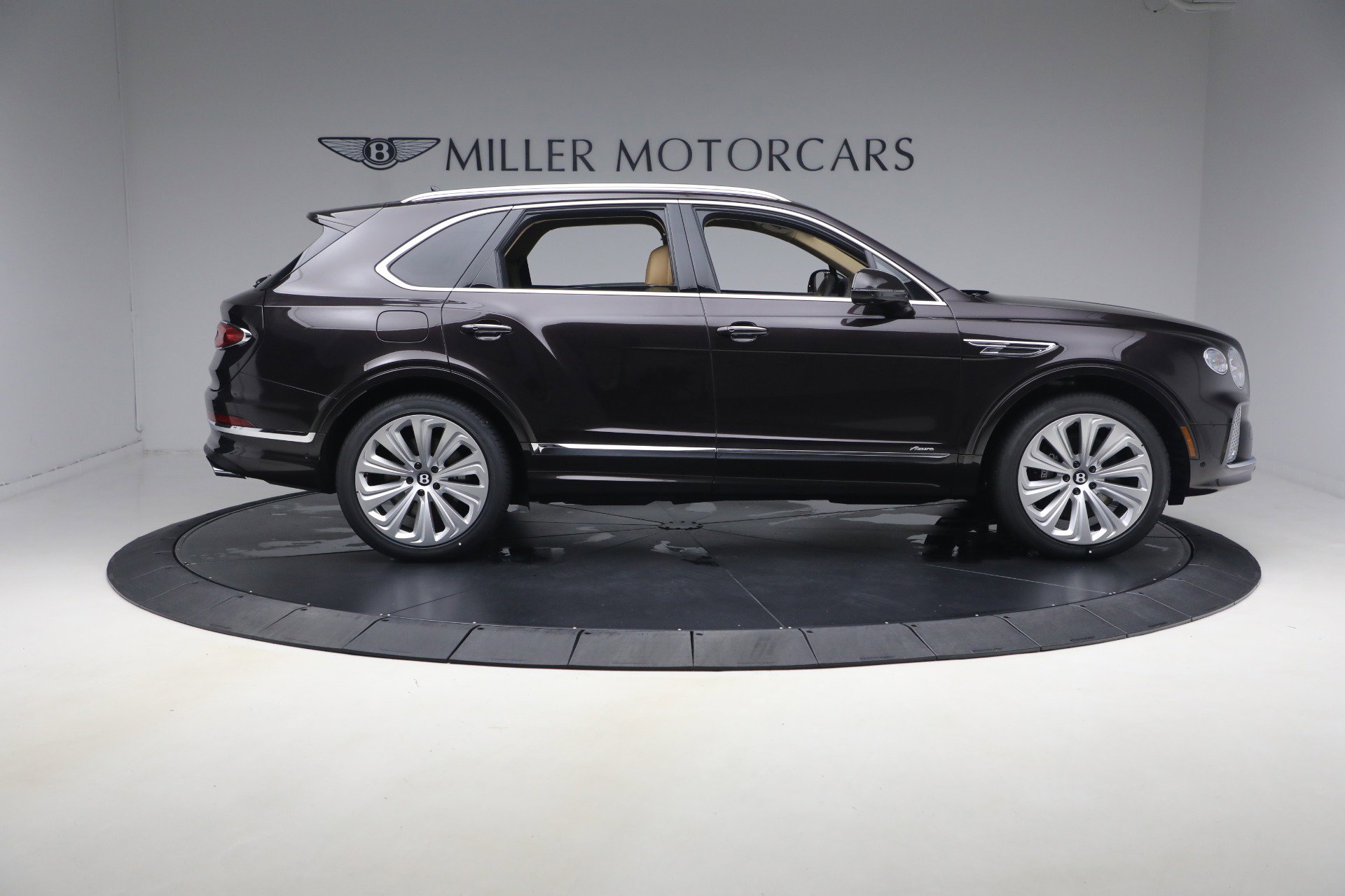 New 2026 Bentley Bentayga AWD/4WD image 9