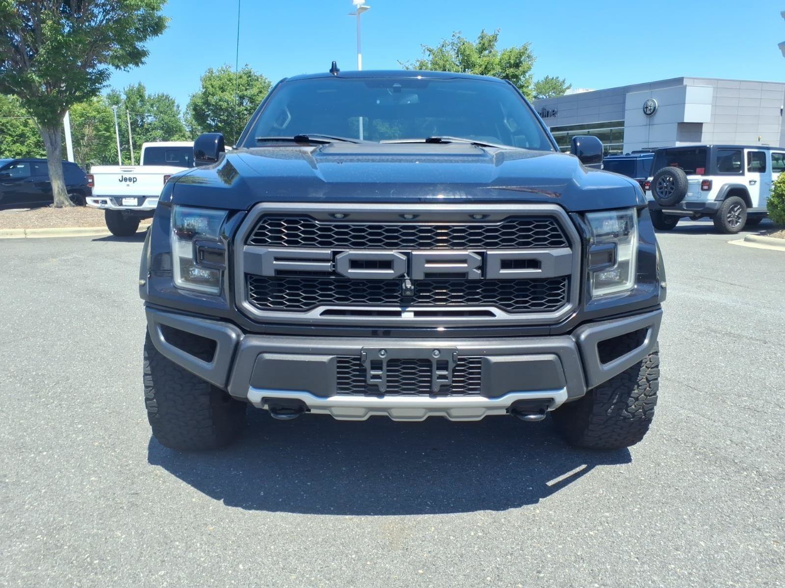 Used 2019 Ford F150 Raptor w/ Equipment Group 802A Luxury AWD/4WD image 15