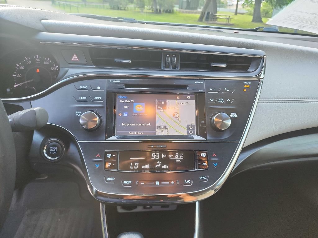 Used 2017 Toyota Avalon XLE FWD image 30