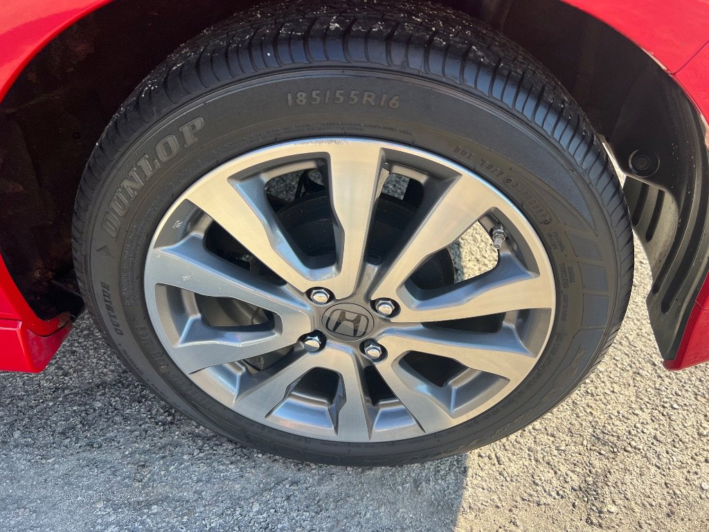 Used 2013 Honda Fit Sport image 34