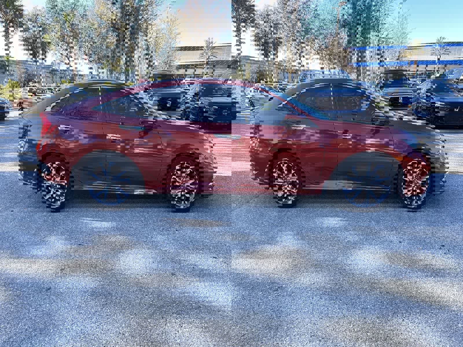 Used 2019 Honda Civic Touring image 6