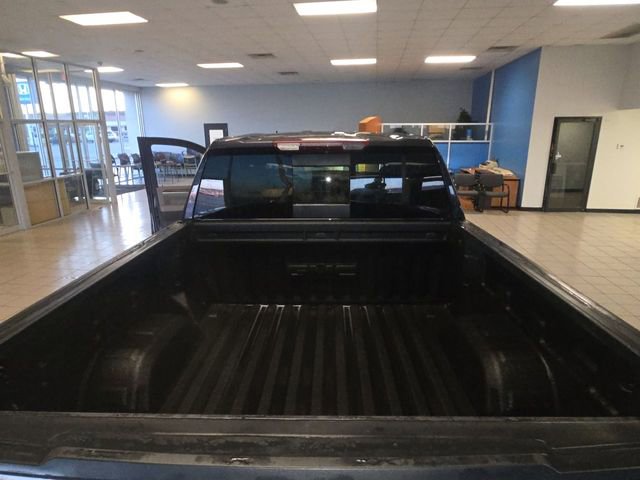Used 2023 GMC Sierra 1500 SLT w/ SLT Premium Plus Package AWD/4WD image 22