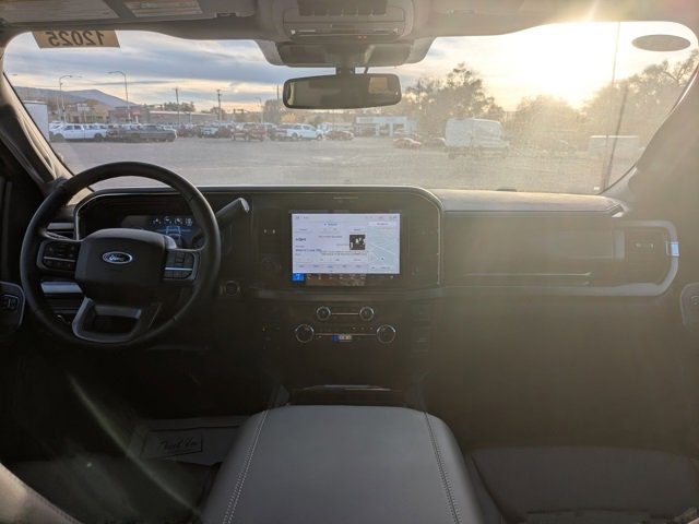 New 2026 Ford F350 Lariat w/ Black Appearance Package image 15