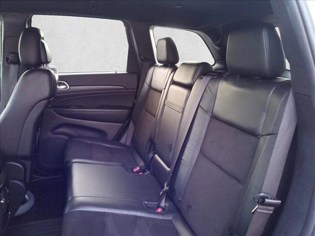 Used 2020 Jeep Grand Cherokee Laredo w/ Laredo X Package RWD image 14