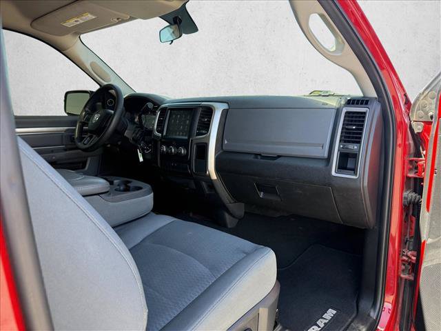Used 2014 RAM 1500 Express RWD image 12