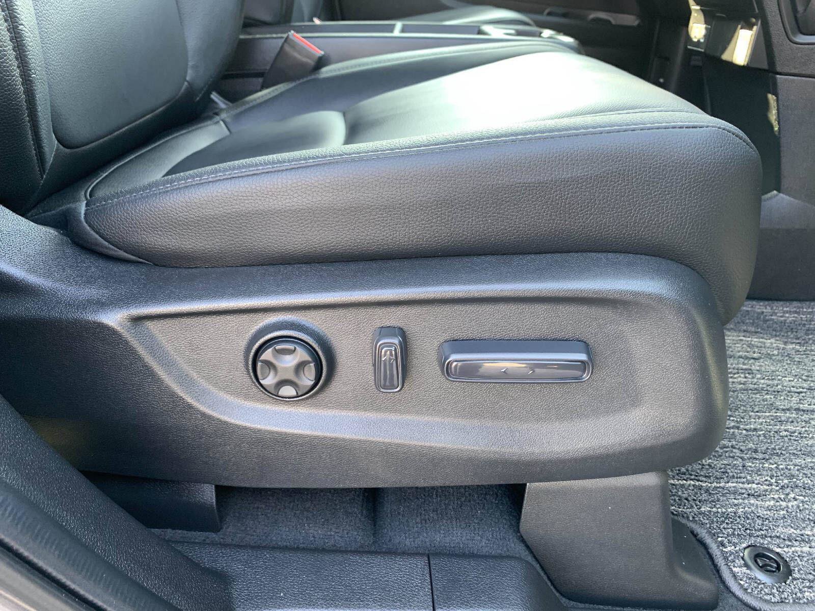 Certified 2026 Honda Odyssey EX-L image 40