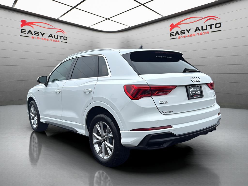 Used 2023 Audi Q3 2.0T Premium image 3